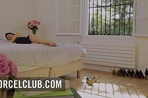 i had an intimate moment in the kitchen with hot blonde