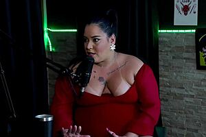 Pri Melancia orgasms easily in first menage, tries DP, guy faints