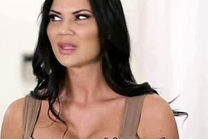 Busty stepteen licks milf 😋