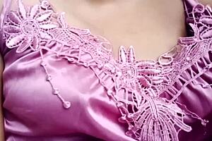 Indian teen girl fucks alone at home