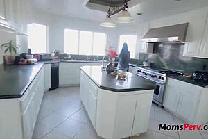 Brooke Beretta loves kitchen fucking as busty milf stepmom 🍑