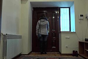 Milf Just Came Home And Immediately Started Fucking Anal And Jerking Off Hairy Pussy Amateur On The Floor At The Door