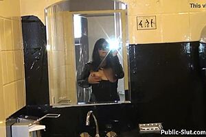 Hot wife flashes and fucks outdoors