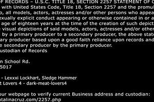 i'm lexxi lockhart rimmin this hot milf and makin her purr.