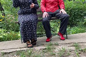 Hot Milf Jerks Off A Big Dick Into A Glass In The Park On A Bench