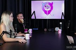 can you watch mary red queen's cuckold sessions with bruna carlos?