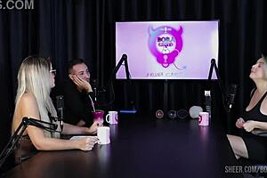 can you watch mary red queen's cuckold sessions with bruna carlos?