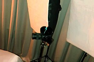 स्ट्रीट पर पोर्नस्टार कॉमाटोजे से लकी एनकाउंटर