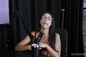 luciana picchi in bora cast with bruna carlos and matheus caetano, want to see the compilation?