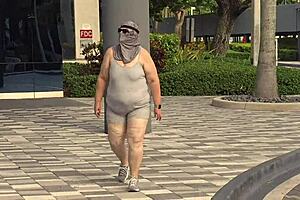 Fat ass busty milf in leggings fingers pussy with black guy outdoors for hardcore creampie fuck 😈🍑