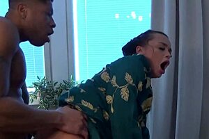 Saudi arabian woman submits to black client in homemade interracial scene