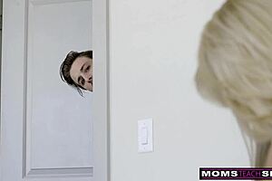 I'm fulfilling my stepmom's threesome fantasy with her hot friend