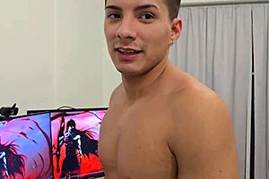 Hermanastra Tetona Con Ganas De Verga Acude A Su Hermanastro