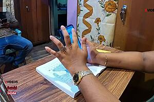 Indian Student Fucks MILF Teacher on Desk in Classroom?