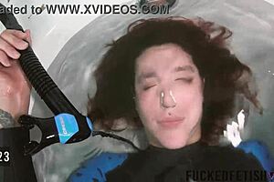 Sexy moment in aquafilia bathtub with skinny girl in bikini