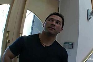 Big Bouncing Boobs Blonde Nymphomaniac Bitch Velicity Von At Hard Casting Fuck By Stranger