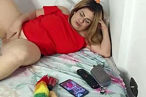 Vivi Guedez Dominates Orgy with Intense Action.