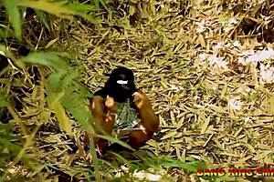 BBW milf queen gets hardcore creampie under bamboo tree