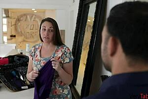 serena santos gets back at her bitchy stepmom with daddy's cock?