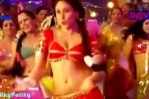 kareena shows her hottest navel in this video