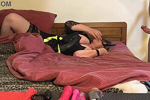 granny batgirl sucks batman's cock