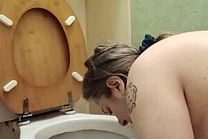 2025 01 15 esclave f autoseance truie humiliee leche wc