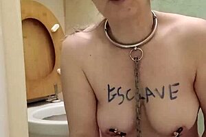 2025 01 15 esclave f autoseance truie humiliee leche wc