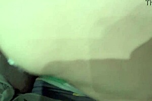 Tiny girl rides big dick?