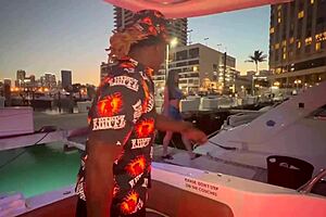 valerie kay rides monster cock like baddest bitch