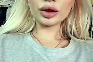 tits elza kom very sweet