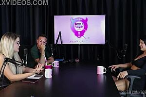 Val Mineirinha's Compilations On Bora Cast With Bruna Carlos