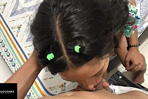 Aprovecho Que Mi Hermanastra Quiso Tener Sexo Para Meterle Mi Enorme Pene Duro Por Su Vagina Deliciosa