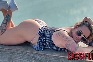 Negro Pauzudo Fodeu Meu Cu E Minha Buceta No Banco De Tras Do Carro Rodando Na Orla