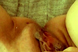 she opens pussy at dawn