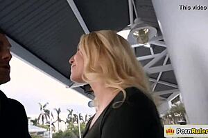 Milf Vanessa hooks up with stranger outdoors.