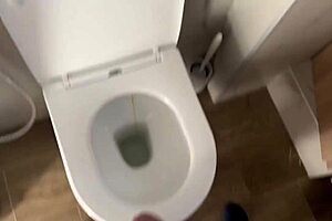 I had morning sex with my hot stepmom, creampie in her pussy, she was so naughty and cute