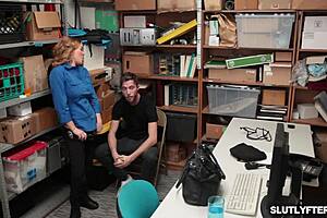 female lp officer feeds suspect with pussy