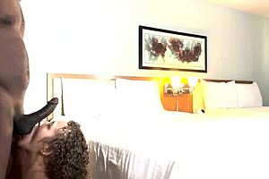 Hotel sex for blacvenum and kween bunny, you want that deepthroat cum in mouth?