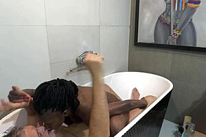 Fucking my sugardaddy raw, screaming with pleasure