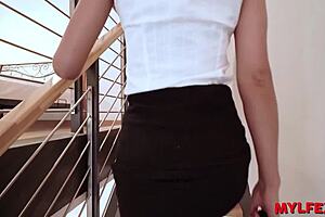 Mylfex - Lustful Milf Negotiates For The New Apartment