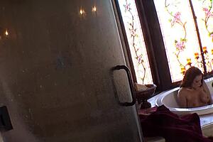 Faye Reagan loves Victoria Valentino's kittens.