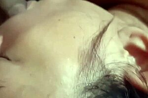 mature indonesian milf in quick assfucking session