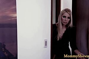 Glam teens boldly face sit and lick shaved pussies