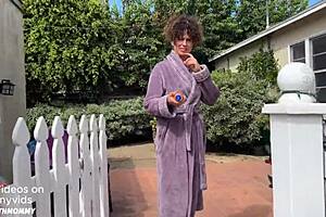 Stepmom fakes mtv cribs to get anal sex with cumshot in pov riding pussy close up in bikini