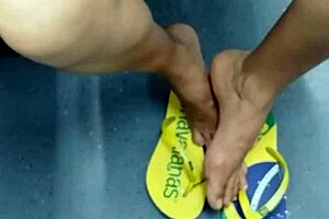 Candid Brazilian Girl Shoeplay Flip Flops