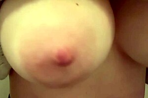 Italian milf Artemisia Love shows off her big boobs in a bouncing fetish session that's totally captivating