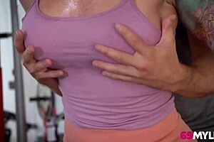 milf sophia locke sweats in gym workout