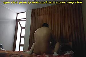 Mi esposo me vende a maduro por ayuda económica. Me insemina en humillación como prostituta sumisa.