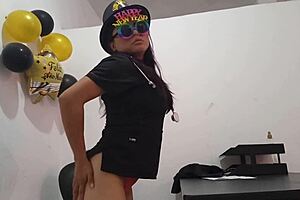 Hey, feeling bored at the office so I slipped in a butt plug to spice things up as the office slut?