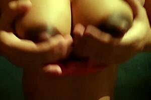 Whoa, check out these xxx milky boobs on that Indian milf with big ass 😍🥛